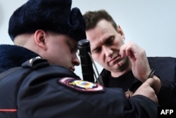Алексей Навальный на слушаниях в суде. Москва, 30 марта