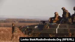 Блокпост українських військових поблизу Кримського (архівне фото, осінь 2014 року)