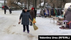 „Șed și aștept poate s-a rezolva ceva, poate va fi ceva pentru lumea asta…”