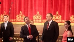 Премиерот Никола Груевски и државниот врв на отворањето на Стариот театар во Скопје.