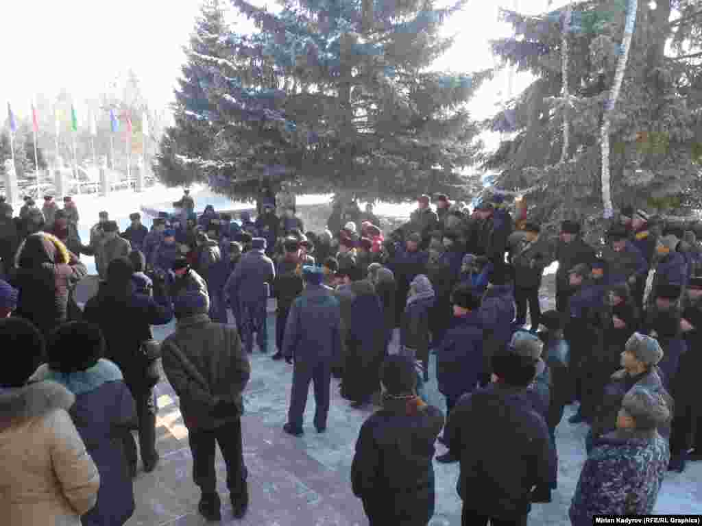 Kyrgyzstan-Naryn meeting, 24Dec14