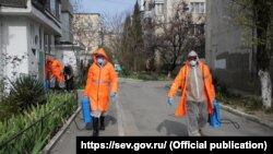 Дезинфекция домов в Севастополе, 28 марта 2020 года