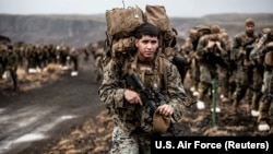 Американські морські піхотинці з 24-го Експедиційного підрозділу морської піхоти під час військових навчань НАТО Trident Juncture в Ісландії. Жовтень 2018 року (ілюстраційне фото)