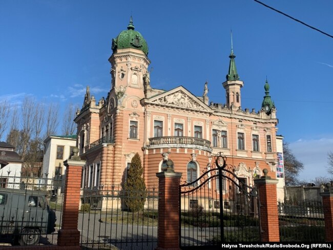 Палац на Драгоманова, звідки почалась історія Національного музею 13 грудня 1913 року