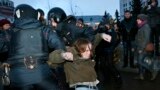 Полицейское задержание в Москве 4 марта