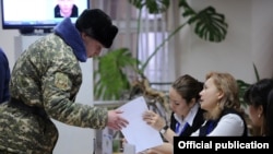 Scenes From Kyrgyzstan's Constitutional Referendum Vote