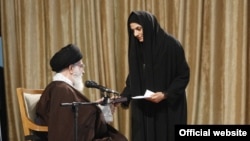 مریم هاشمی میگوید تاکنون هفت بار با علی خامنهای ملاقات کرده است