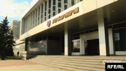 Державний концерн «Укроборонпром» об’єднує понад 100 підприємств-учасників у галузі оборонної промисловості