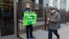 Активисты "Яблока" провели пикет против "закона садистов"