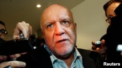 Iranian Oil Minister Zanganeh (file photo)