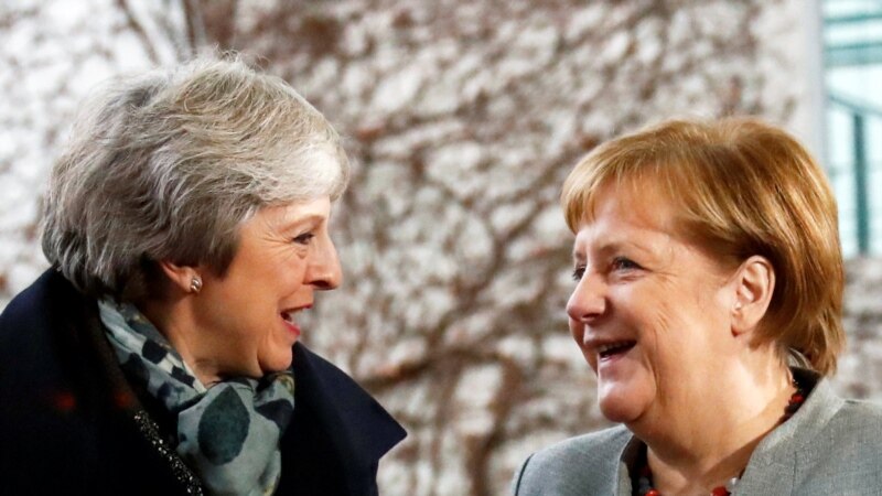 I Merkel isključila mogućnost novih pregovora o Brexitu 