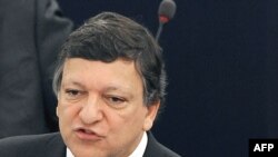 European Commission chief Jose Manuel Barroso warned Russia and Ukraine that the EU will soon begin looking for energy alternatives.