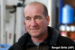 Crimean Tatar leader Ilmi Umerov (file photo)