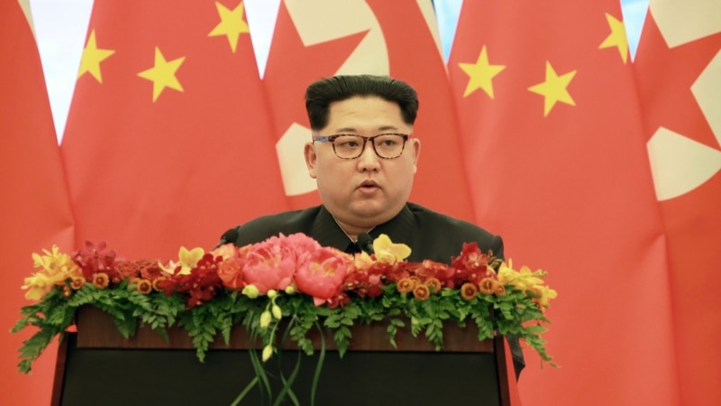 Demirgazyk Koreýanyň lideri ýadro ýaragy, raketa synaglaryny togtatjakdygyny aýdýar