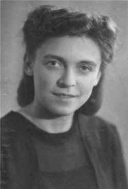 Дина Чедия, бабушка Анны Сандермоен. Фото 1940-х годов
