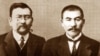 Алаштың үш арысы (солдан оңға): Ахмет Байтұрсынұлы, Әлихан Бөкейхан, Міржақып Дулатұлы. Интелегенция партии "Алашорда" - Әлихан Бөкейхан, Ахмет Байтұрсынұлы, Міржақып Дулат