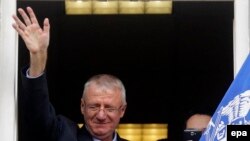 Serbian nationalist Vojislav Seselj's rhetoric "has reopened the victims' psychological wounds" from the war and the atrocities of the early 1990s.