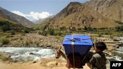 افغانستان آماده برگزاری انتخابات می‌شود، حتی در دورافتاده‌ترین نقاط کشور