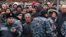 Armenia -- Supporters of former President Serzh Sarkisian rally outside a court building in Yerevan, February 25, 2020.