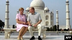 Людмила и Владимир Путины в Индии, 2000