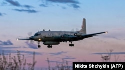 Самолет Ил-20М