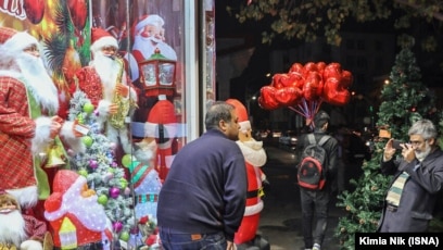 Iranians Celebrating Christmas Like Never Before