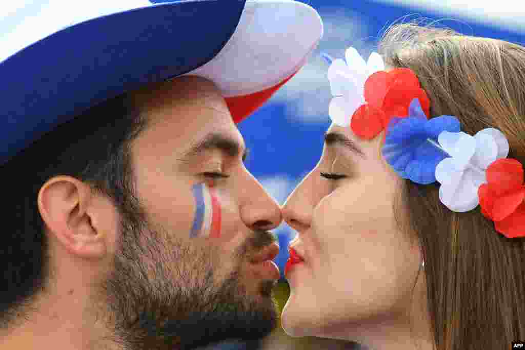 دو هوادار تیم فرانسه