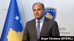 Ministrul de externe kosovar Enver Hoxhaj