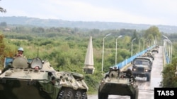 Georgia - Russian peacekeepers pull out of Georgia, Rukhi, 08Oct2008