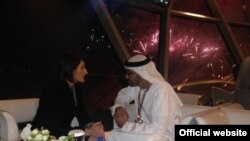 Atifete Jahjaga dhe Sheikh Muhammed bin Zayed al Nahyan gjatë takimit të tyre
