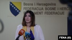 Sabina Ćudić tokom objelodanjivanja fotografija i videosnimaka iz Zavoda