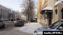 Горький урамындагы бина