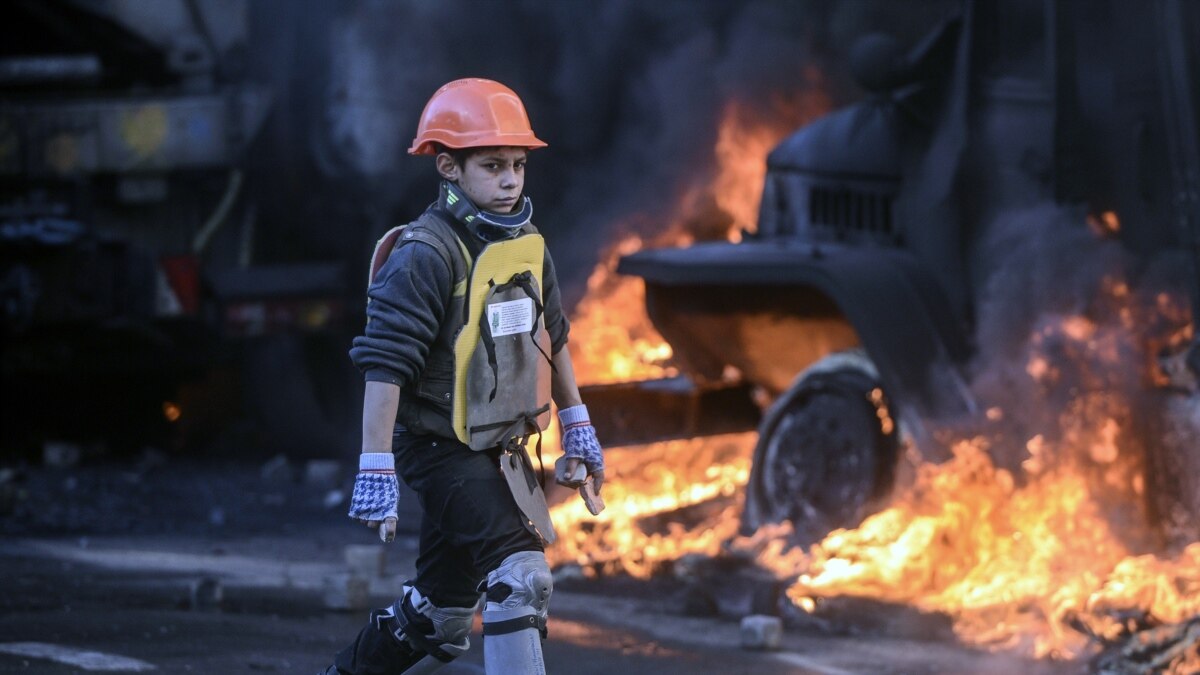 Французское ТВ показало фильм про Майдан, несмотря на протест Киева