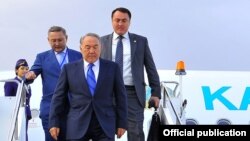 Президент Казахстана Назарбаев прибыл в Бишкек