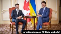 Президент України Володимир Зеленський (ліворуч) і прем’єр-міністр Канади Джастін Трюдо, Торонто, Канада, 2 липня 2019 року