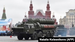 Rachete S-400 Triumph în Piața Roșie de Ziua Victoriei în 2017