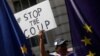 Демонстрації під гаслом «Stop the Coup» («Зупиніть державний переворот») пройшли в Лондоні та інших британських містах