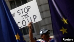 Демонстрації під гаслом «Stop the Coup» («Зупиніть державний переворот») пройшли в Лондоні та інших британських містах