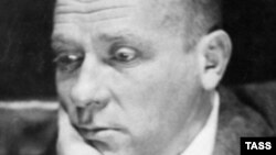 На снимке: писатель Михаил Булгаков (1891-1940)