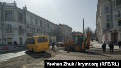 Движение пассажирского транспорта разрешено на небольшом участке Большой Морской
