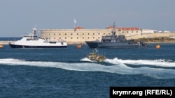 Репетиция дня Военно-морского флота России в Севастополе, 24 июля 2020 года