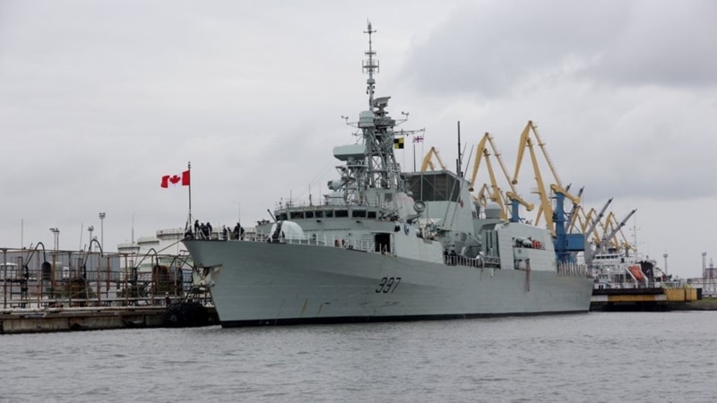 Корабельная группировка НАТО прибыла в порт Поти