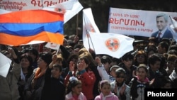 Armenia - The ruling Republican Party holds an election campaign rally in Jermuk, 18Apr2012.