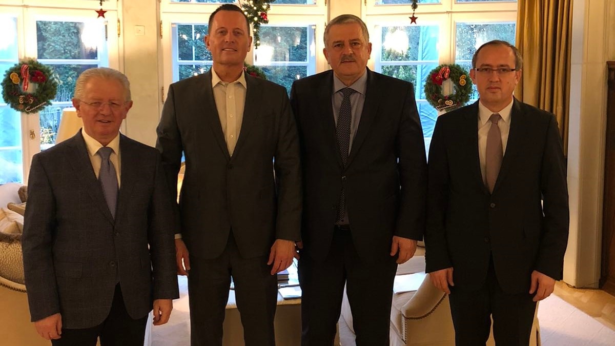 Ambasadori Grenell takon një delegacion të LDK-së