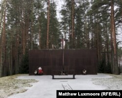 Historians believe the bodies of more than 6,000 executed Poles were transported here, to fields outside the village of Mednoye, where they were secretly buried.