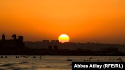 Azerbaijan -- Caspian Sea -Shuvelan Beach, 16Aug2014