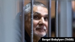 Захарий Калашов в заде суда, Москва, 10 октября 2017 года