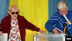 Ukraynada parlament seçkilərində ölkə elektoratının 60 faizi iştirak edib
