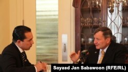 Karl Eikenberry, the outgoing U.S. ambassador for Afghanistan, speaks during an exclusive interview with Rahimullah Samandar, the bureau chief of RFE/RL's Radio Free Afghanistan, in Kabul on July 14.