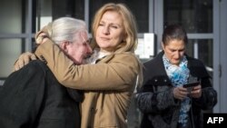 A mother from Srebrenica cries in front of the Yugoslav war crimes tribunal after the appeal judgement of Momcilo Perisic in February. The tribunal acquitted the Yugoslav ex-army chief on appeal and overturned his 27-year sentence for war crimes and crimes against humanity.